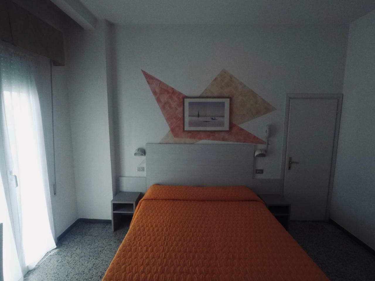 Alevon Hotel Rimini Luaran gambar
