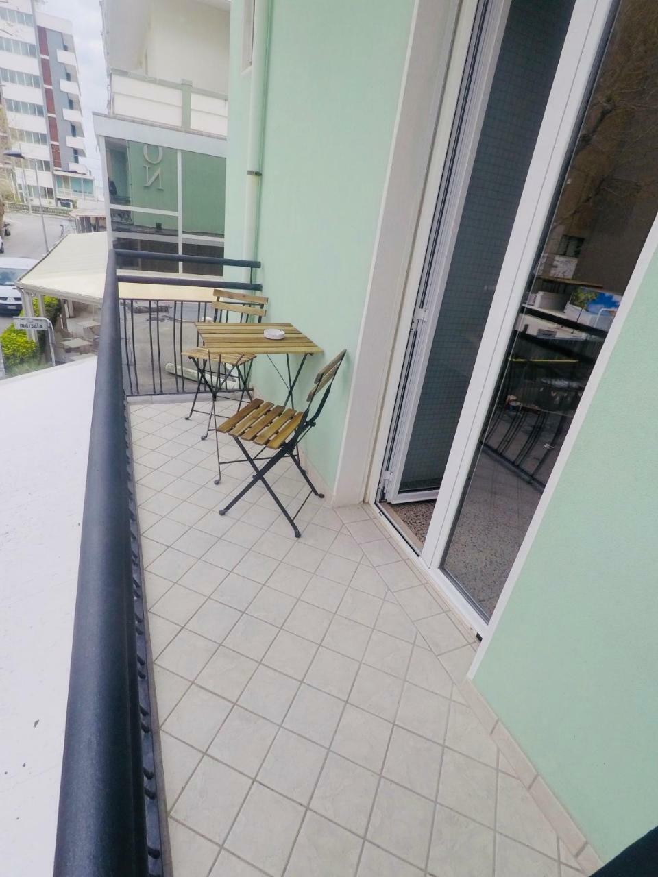 Alevon Hotel Rimini Luaran gambar
