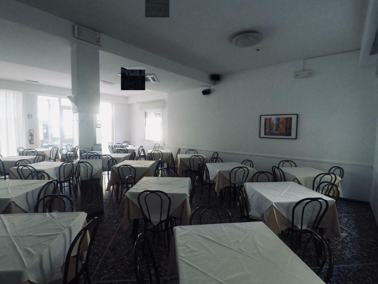 Alevon Hotel Rimini Luaran gambar